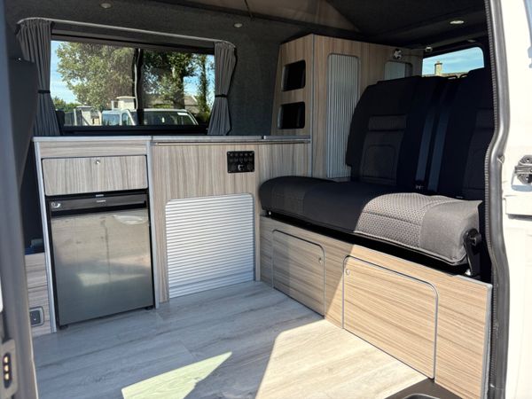 Volkswagen Camper 373120279