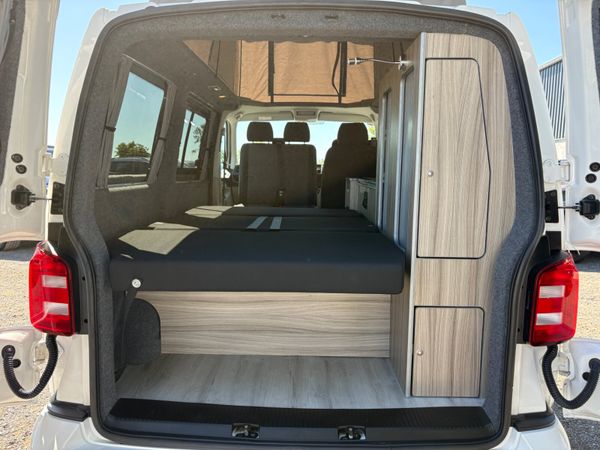 Volkswagen Camper 373120360