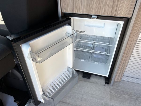 Volkswagen Camper 373120302