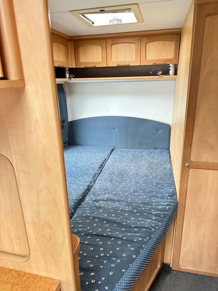 ✨BURSTNER 4 BERTH FIXED BED 373128946