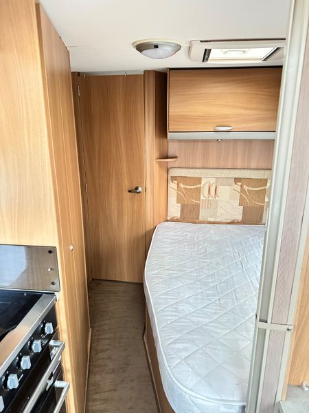✨STUNNING SWIFT CHARISMA 4 BERTH FIXED BED✨ 373226865