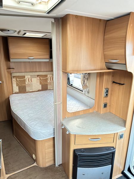 ✨STUNNING SWIFT CHARISMA 4 BERTH FIXED BED✨ 373226866