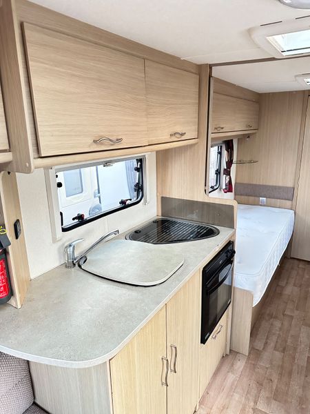 ✨2014 LUNAR VENUS 4 BERTH FIXED SINGLE BEDS ✨ 373229397