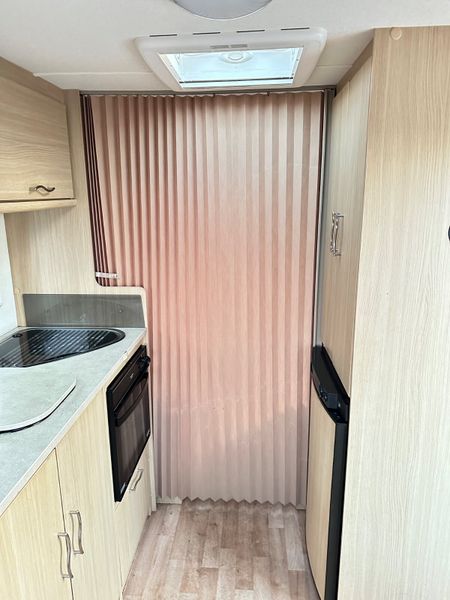 ✨2014 LUNAR VENUS 4 BERTH FIXED SINGLE BEDS ✨ 373229408
