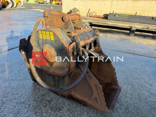 MB BF60.1 Crusher Bucket (13-20Ton) 373333378
