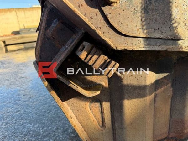 MB BF60.1 Crusher Bucket (13-20Ton) 373333632