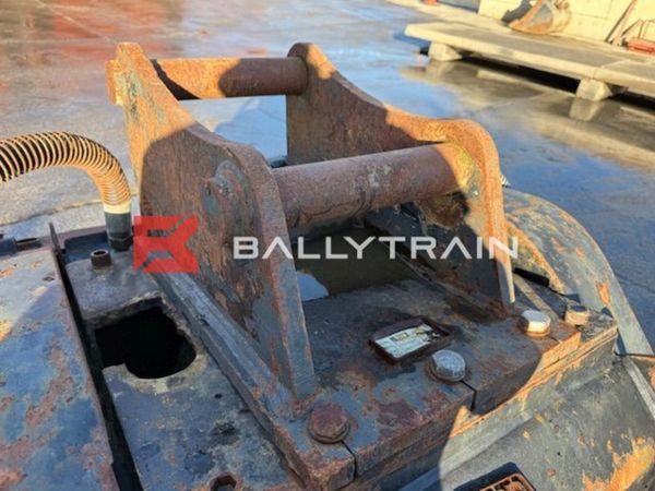 MB BF60.1 Crusher Bucket (13-20Ton) 373333633