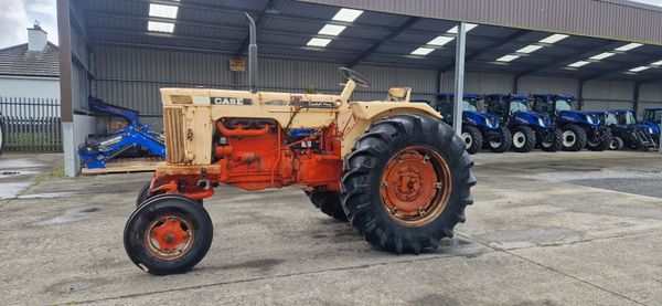 CASE 830 Comfort King 373571329