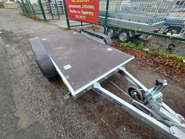 generator trailer 373769440