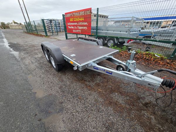 generator trailer 373769443