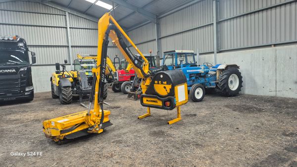 MCCONNEL PA55 Hy Reach 373722497