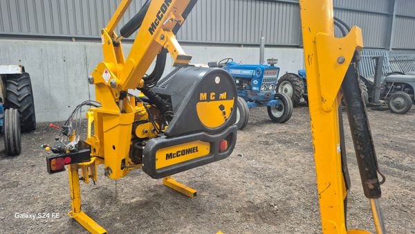 MCCONNEL PA55 Hy Reach 373722521