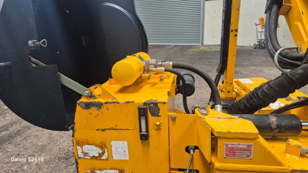 MCCONNEL PA55 Hy Reach 373722680