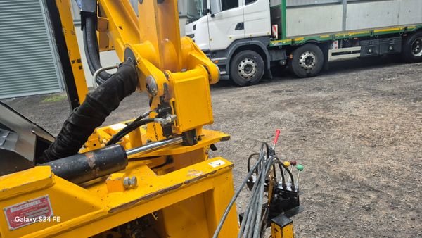 MCCONNEL PA55 Hy Reach 373722681