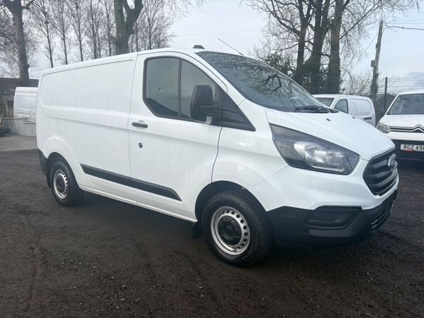 Ford Transit Custom 374069269