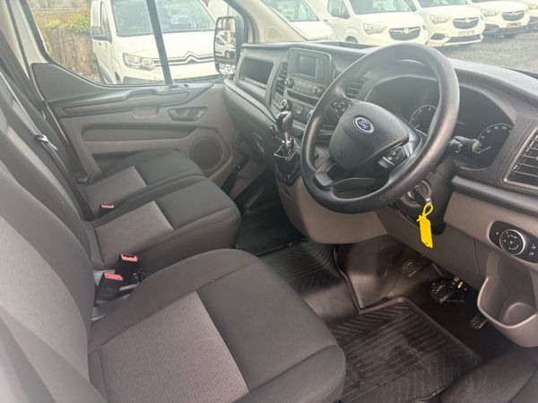 Ford Transit Custom 374069275