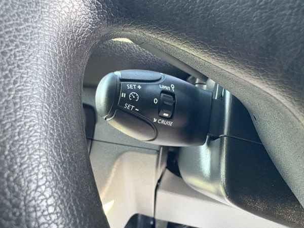 Opel Vivaro 374142278