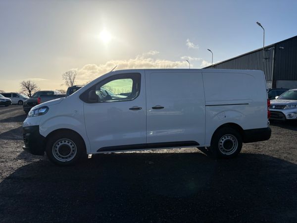 Opel Vivaro 374142228