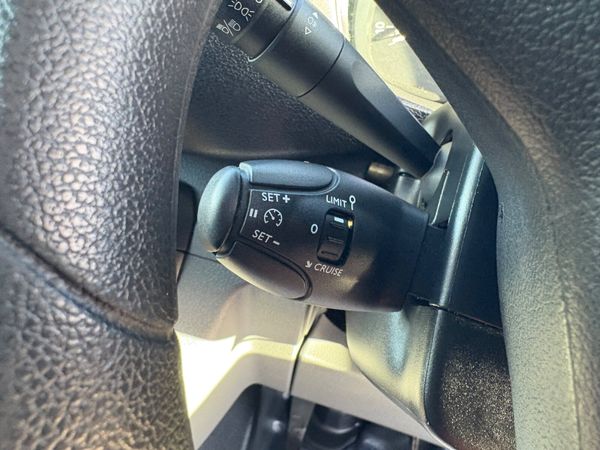 Peugeot Expert 374143080