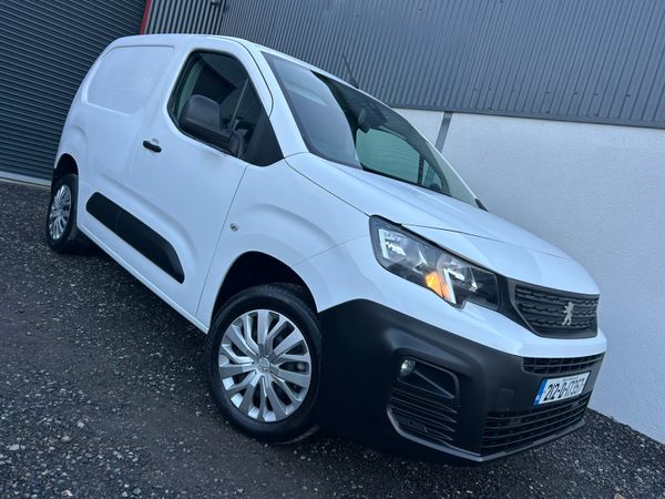 2021 Peugeot Partner 'Enterprise 374166349