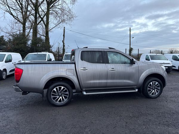 Nissan Navara 374113505
