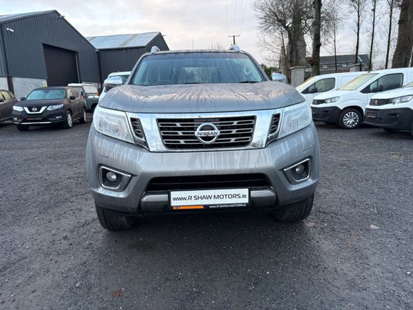 Nissan Navara 374113509