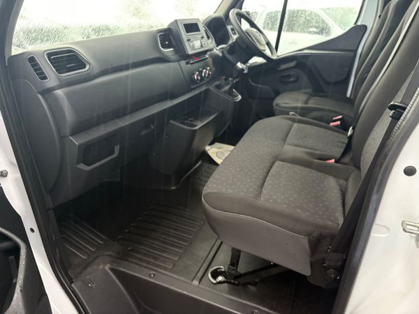 Opel Movano 374248216