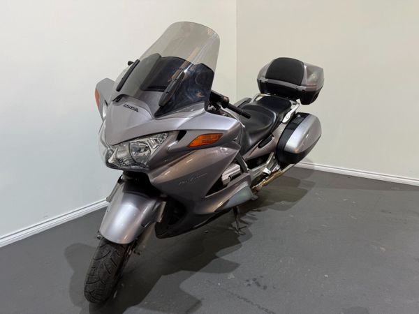 Honda Pan European ST1300 374292296