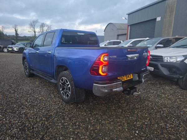 Toyota Hilux 2.4 D4D Invincible 374310742