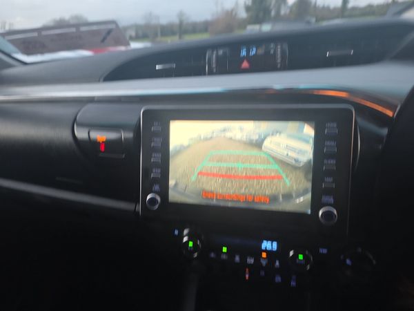 Toyota Hilux 2.4 D4D Invincible 374310806