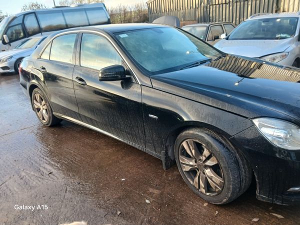 Mercedes 2012 e220 cdi for parts 374331920