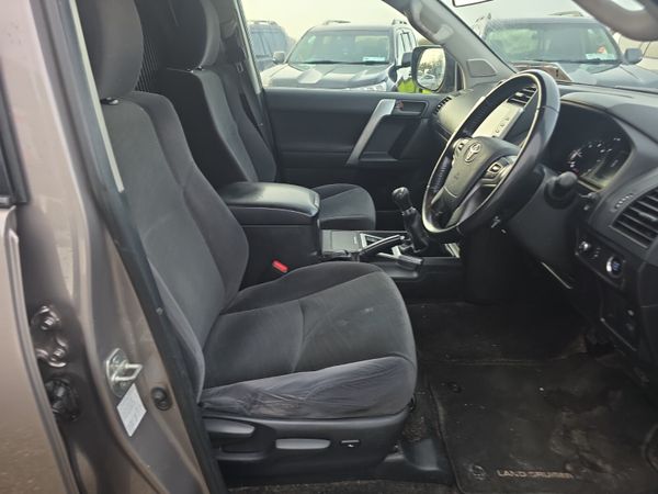 Toyota Land Cruiser LC GX LWB 374597952