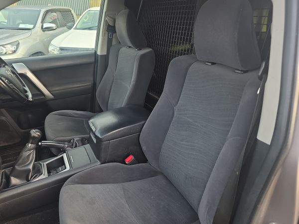 Toyota Land Cruiser LC GX LWB 374597964