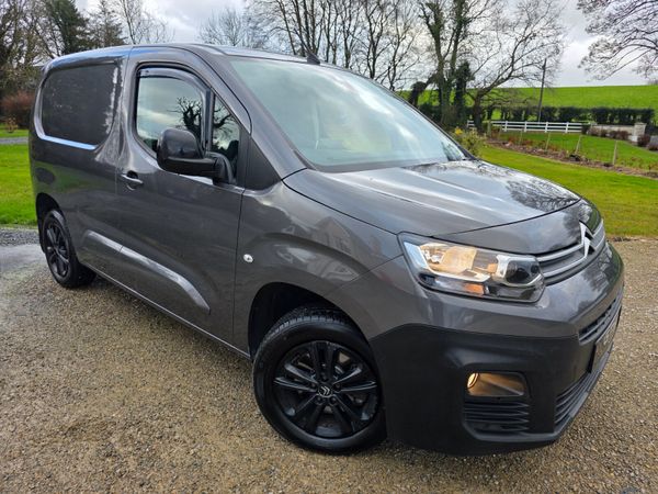 Automatic 2021 Citroën Berlingo Driver 374529991