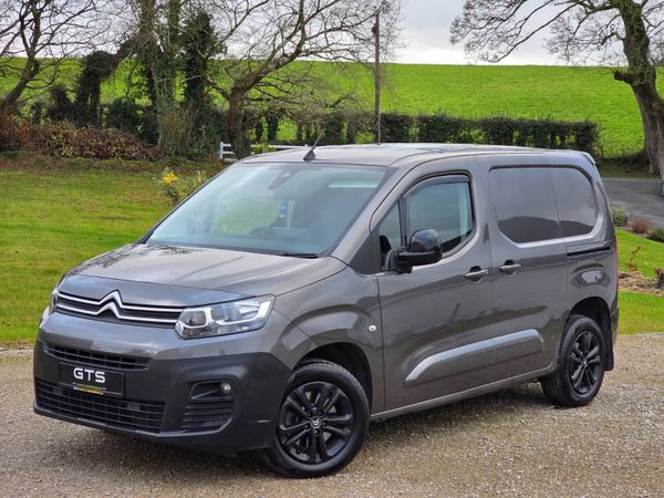 Automatic 2021 Citroën Berlingo Driver 374529992