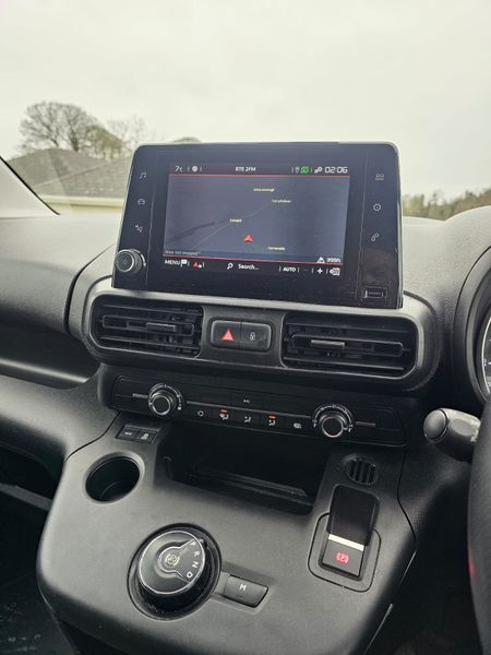 Automatic 2021 Citroën Berlingo Driver 374530063