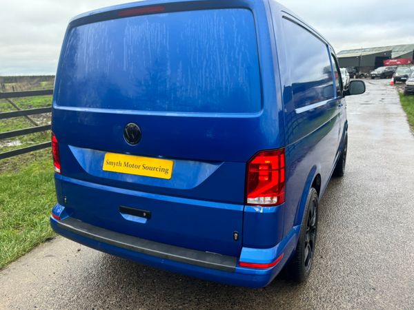 211 Vw Transporter Highline RAVENNA Blue**** 374531204