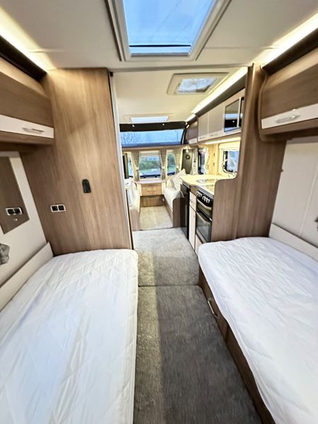 ✨2020 COACHMAN VIP 545 4 BERTH FIXED SINGLE BEDS ✨ 374848605