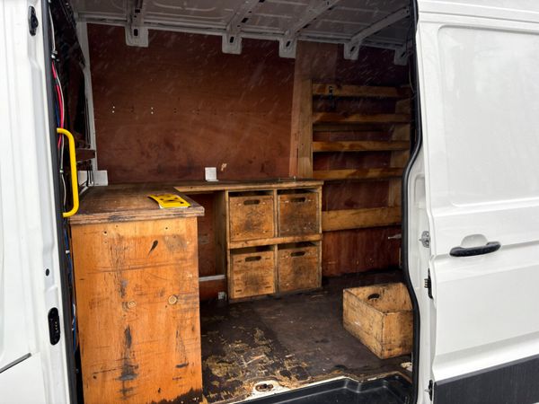 Volkswagen Crafter 375051105