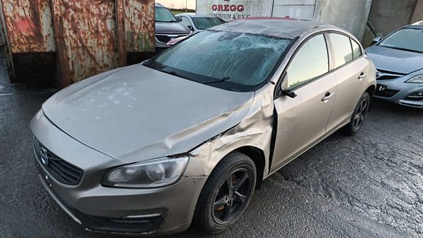 2015  VOLVO S60 2.0 DIESEL FOR BREAKING! 375009136