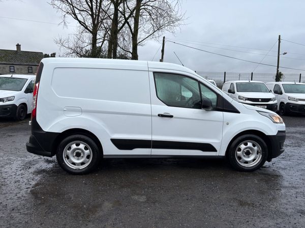 Ford Transit Connect 375146512