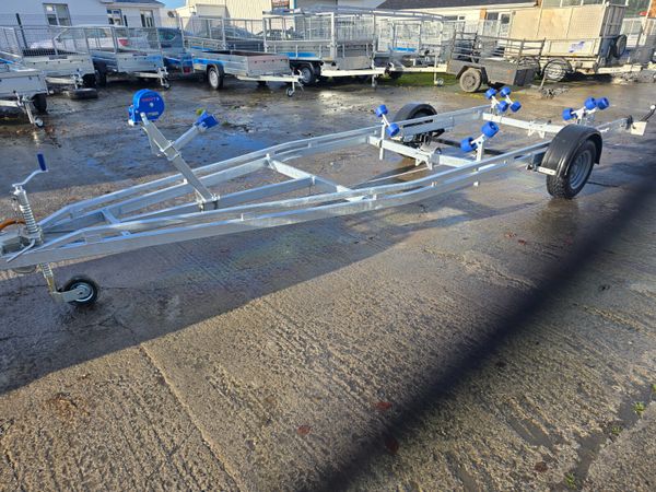 Boat trailers 375389430