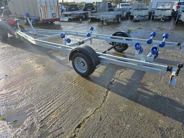 Boat trailers 375389433