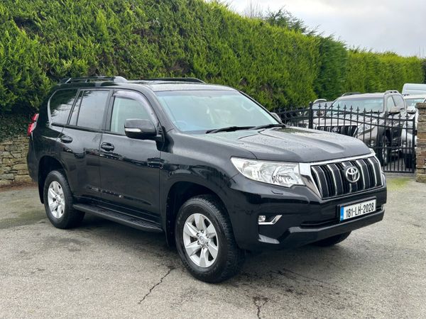 2018 Toyota landcruiser LWB Manual 375623418