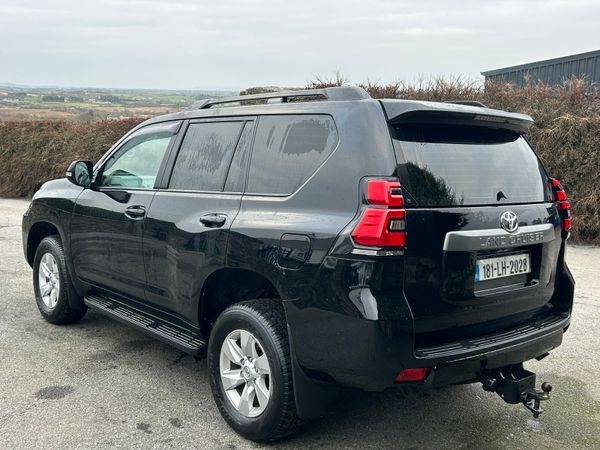 2018 Toyota landcruiser LWB Manual 375623422