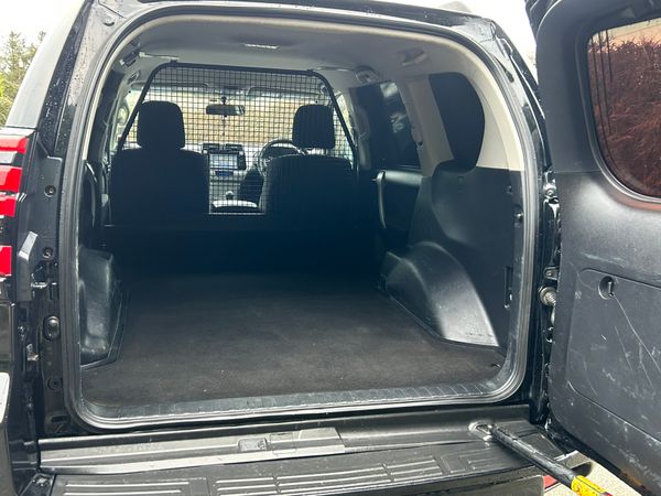 2018 Toyota landcruiser LWB Manual 375623436