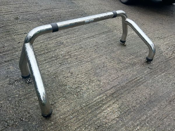 Toyota Landcruiser "A" bars and hilux roll bar 375766618