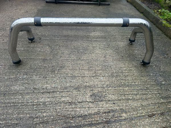 Toyota Landcruiser "A" bars and hilux roll bar 375766620