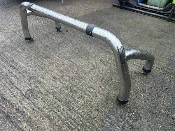 Toyota Landcruiser "A" bars and hilux roll bar 375766625