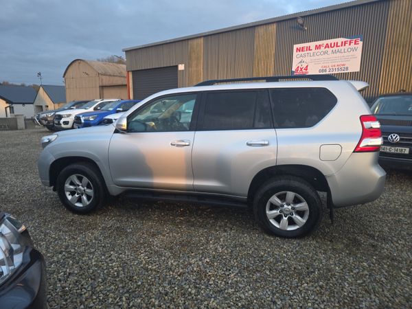 Toyota Land Cruiser LC GX LWB 375715576